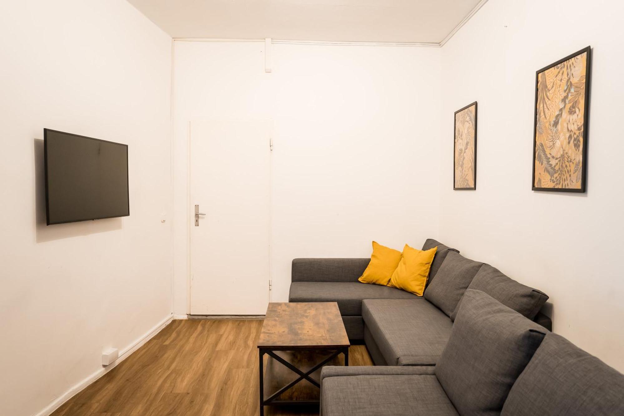 Three Bedroom Plus Big Kitchen Plus Selfcheckin Plus Street Parking เบอร์ลิน ภายนอก รูปภาพ
