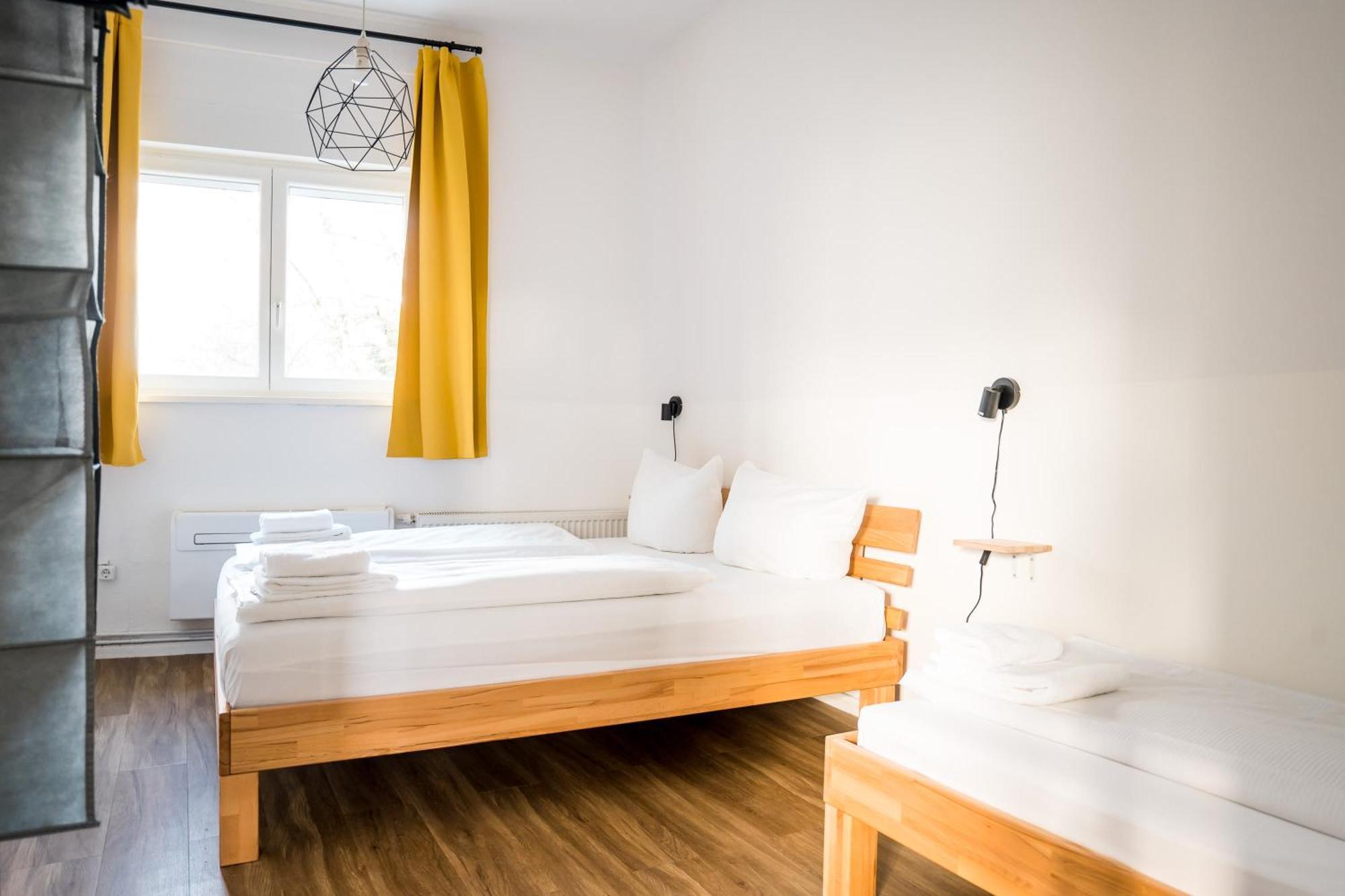 Three Bedroom Plus Big Kitchen Plus Selfcheckin Plus Street Parking เบอร์ลิน ภายนอก รูปภาพ
